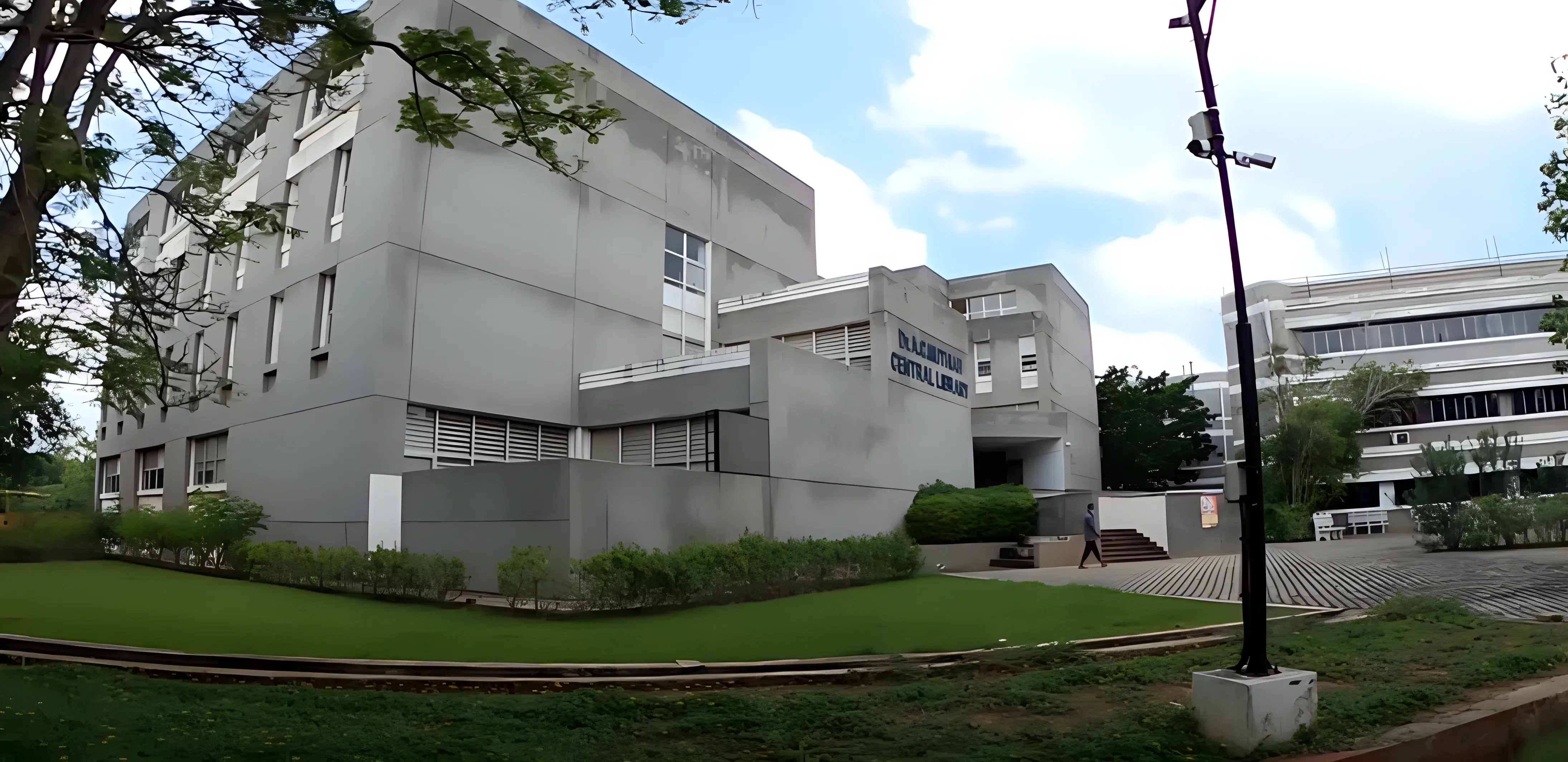 SVCE Chennai Library photo 1